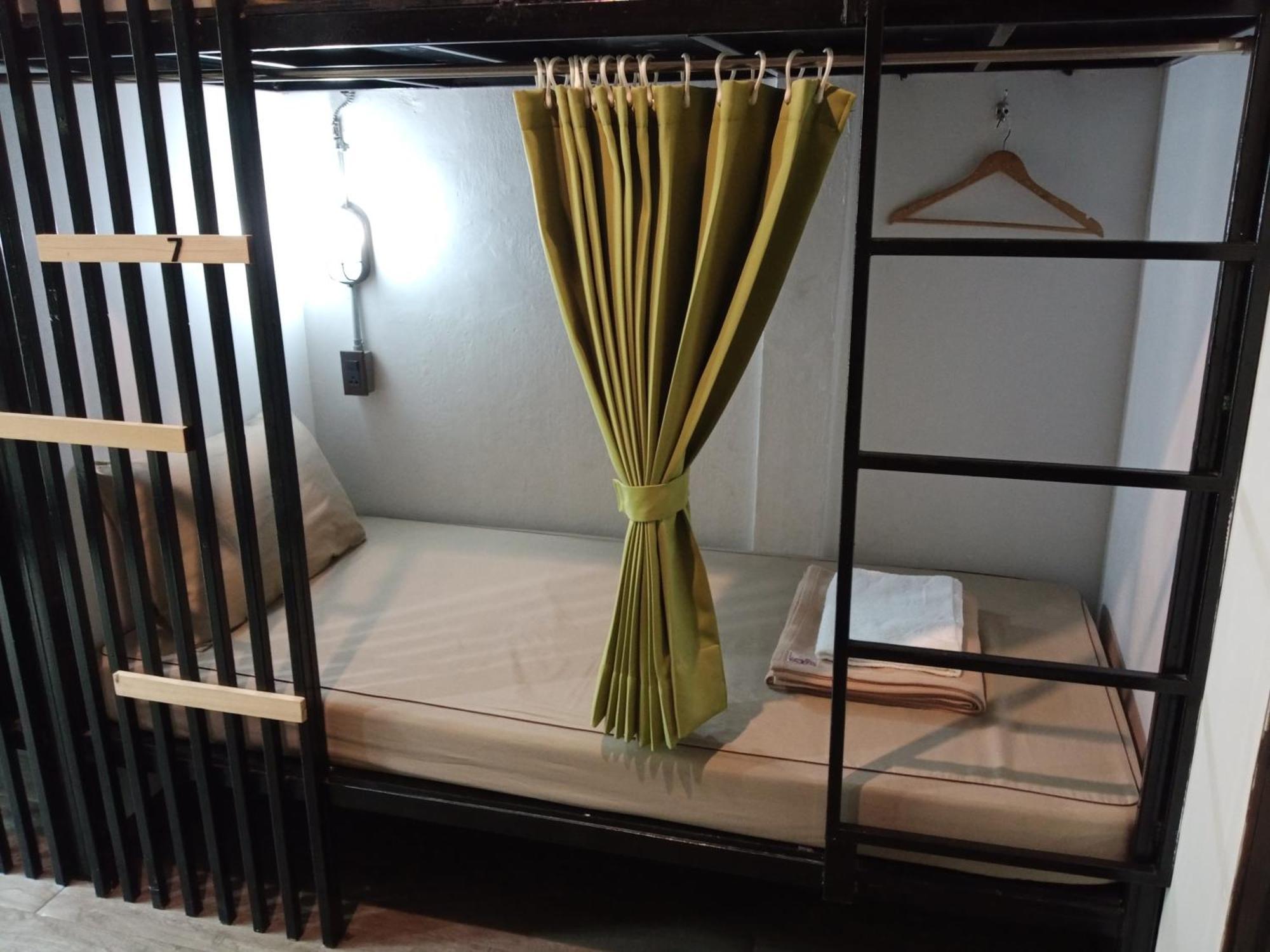 Feel Good Bangkok Hostel Kültér fotó