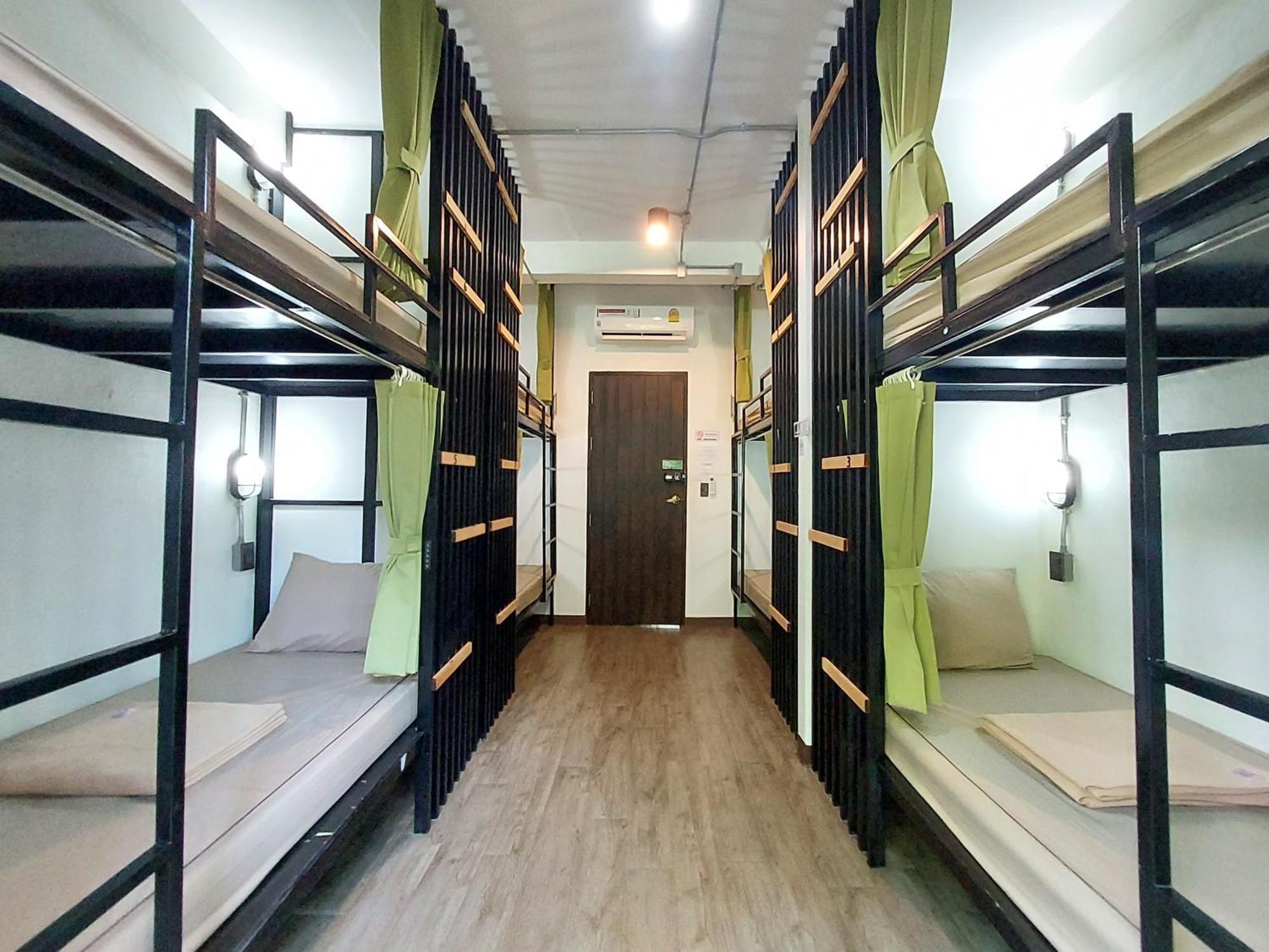 Feel Good Bangkok Hostel Kültér fotó