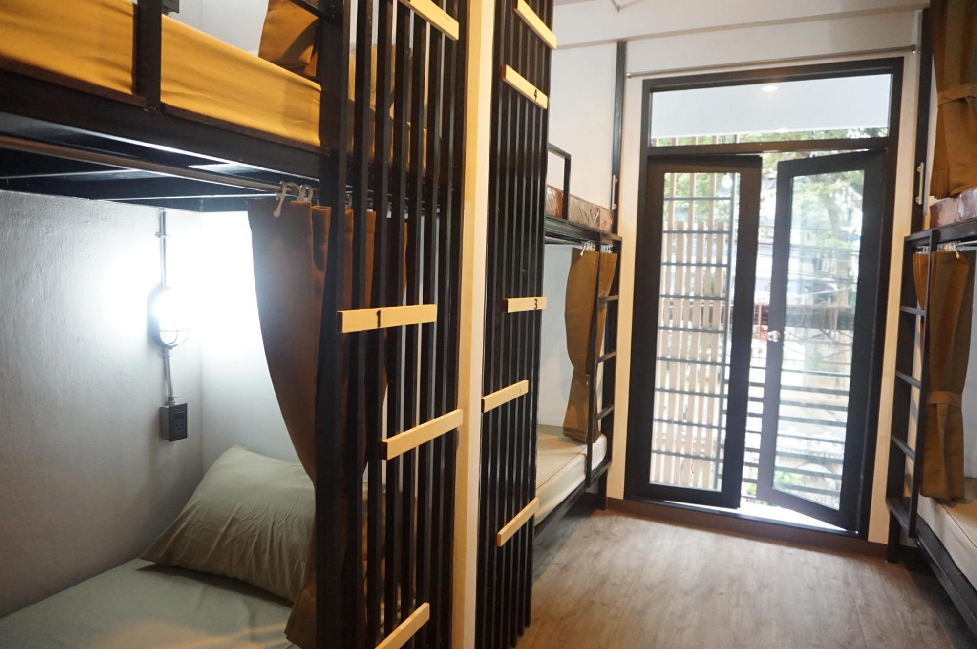 Feel Good Bangkok Hostel Kültér fotó