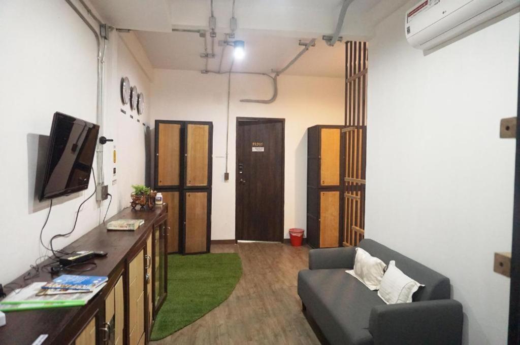 Feel Good Bangkok Hostel Kültér fotó